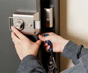 Gold Locksmith Store Westmont, IL 630-823-0586 - commercial-locksmith-service